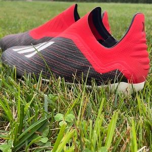 Adidas boost “x” laceless size 5.5